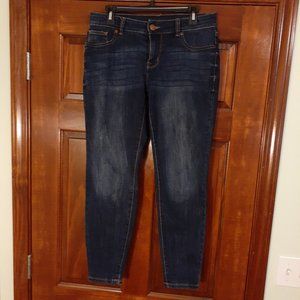 Maurice's Dark Wash Straight Leg Ankle Jeans - Size Medium Short